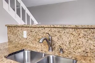 1930 Avenue B, Katy, TX 77493 - Photo 7