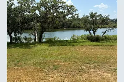 4420 Leslies Way, Dickinson, TX 77539 - Photo 1
