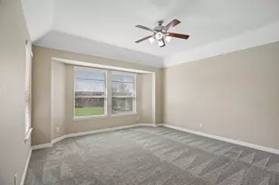 11022 Sarah Bluff Ln, Cypress, TX 77433 - Photo 23