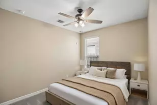 11022 Sarah Bluff Ln, Cypress, TX 77433 - Photo 7