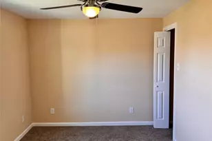 2820 Moore Ave, Bay City, TX 77414 - Photo 7