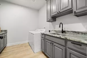 100 Calvary Dr, Adkins, TX 78101 - Photo 13