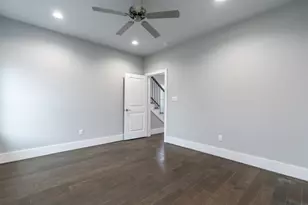 1541 W 22nd St, Houston, TX 77008 - Photo 5