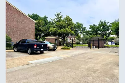 8055 Cambridge Street #34, Houston, TX 77054 - Photo 11