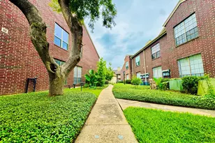 8055 Cambridge St, Houston, TX 77054 - Photo 3