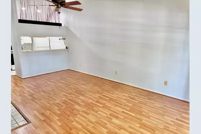 8055 Cambridge Street #34, Houston, TX 77054 - Photo 5