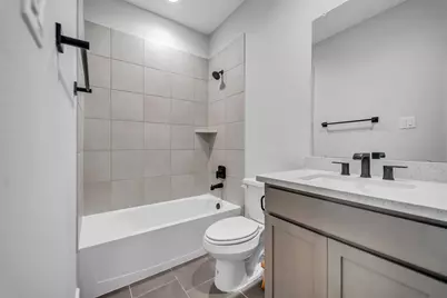 2502 Ocean Key Drive, Texas City, TX 77568 - Photo 19