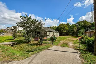 3642 Easy St, Houston, TX 77026 - Photo 19