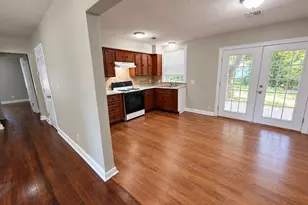 1211 17th Ave N, Texas City, TX 77590 - Photo 9