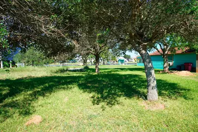 167 County Road 206, Sargent, TX 77414 - Photo 3