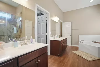 623 W Deberry Avenue, Aransas Pass, TX 78336 - Photo 27