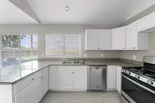 10402 Trading Post Dr, Houston, TX 77064 - Photo 11