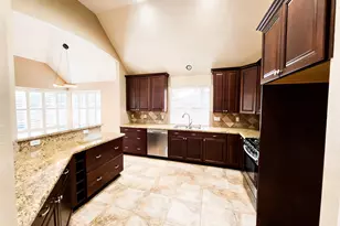 7906 Hazy Brook Ln, Humble, TX 77396 - Photo 5