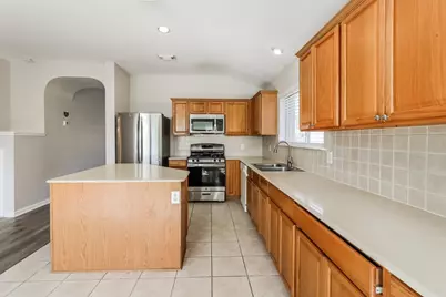 6227 Channelbrook Lane, Spring, TX 77379 - Photo 9