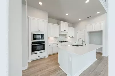 9411 Coleraine Court, Tomball, TX 77375 - Photo 11