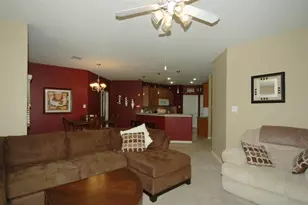 13110 Rippling Creek Ln, Pearland, TX 77584 - Photo 17