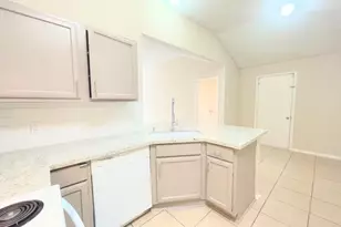 5619 Gineridge Dr, Houston, TX 77053 - Photo 7