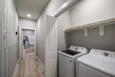 8328 Mariah Street #B, Houston, TX 77051 - Photo 11