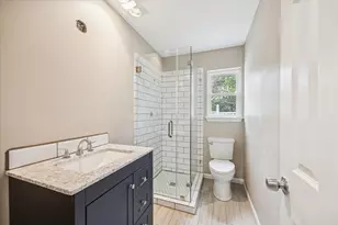 241 S Masonic St, Bellville, TX 77418 - Photo 7