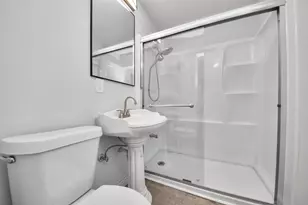 302 County Park Dr, League City, TX 77573 - Photo 13