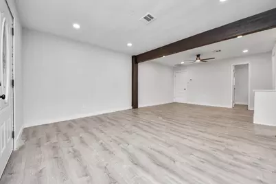 302 County Park Drive, League City, TX 77573 - Photo 5