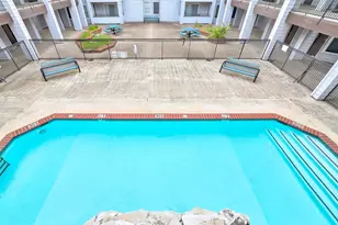 501 W 26th St, Austin, TX 78705 - Photo 33