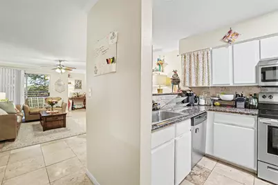 501 W 26th Street #210, Austin, TX 78705 - Photo 17