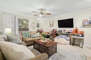 501 W 26th St, Austin, TX 78705 - Photo 1