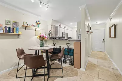 501 W 26th Street #210, Austin, TX 78705 - Photo 3