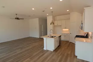 636 Spring Ashberry Ct, Magnolia, TX 77354 - Photo 11