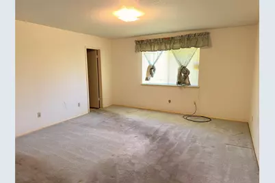 872 Granville Drive, Houston, TX 77091 - Photo 11