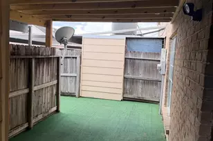 4060 Belle Park Dr, Houston, TX 77072 - Photo 21