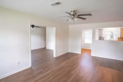 55 Elm Court, Lake Jackson, TX 77566 - Photo 5