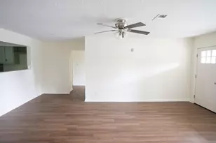 55 Elm Ct, Lake Jackson, TX 77566 - Photo 7