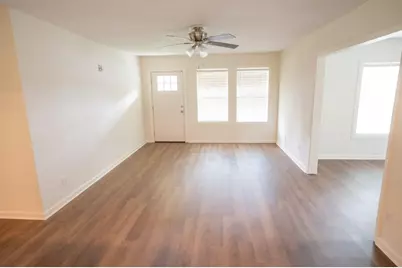 55 Elm Court, Lake Jackson, TX 77566 - Photo 9
