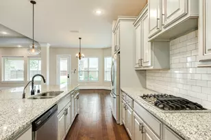 10114 Da Vinci Ct, Iowa Colony, TX 77583 - Photo 15