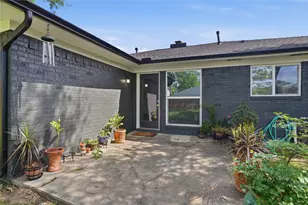 15614 Rill Ln, Houston, TX 77062 - Photo 5