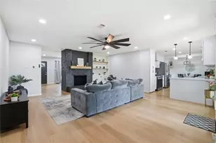 15614 Rill Ln, Houston, TX 77062 - Photo 17