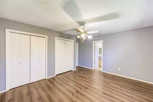 1510 Chestnut Tree Ln, Houston, TX 77067 - Photo 17