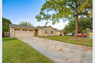 1510 Chestnut Tree Lane, Houston, TX 77067 - Photo 3