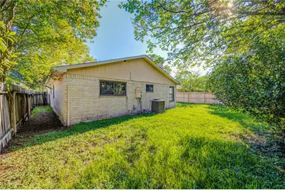 1510 Chestnut Tree Lane, Houston, TX 77067 - Photo 43