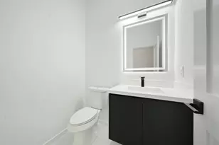 5029 Van Fleet St, Houston, TX 77033 - Photo 27