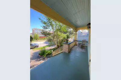 1005 Postoffice St, Galveston, TX 77550 - Photo 13