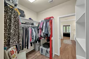 2 Gleneden Ct, Conroe, TX 77384 - Photo 17
