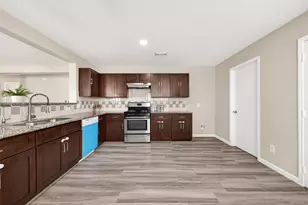 13126 Dawn Hollow Ln, Houston, TX 77072 - Photo 13