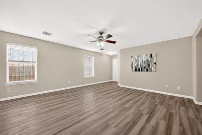 13126 Dawn Hollow Lane, Houston, TX 77072 - Photo 9