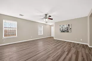 13126 Dawn Hollow Ln, Houston, TX 77072 - Photo 9