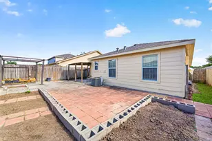 13126 Dawn Hollow Ln, Houston, TX 77072 - Photo 39