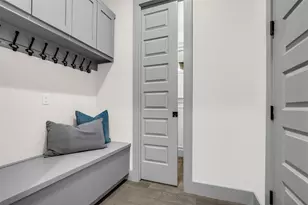 1207 E 28th St, Houston, TX 77009 - Photo 5