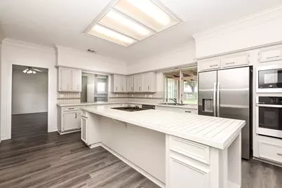 11102 Brook Mill Court, Houston, TX 77065 - Photo 9